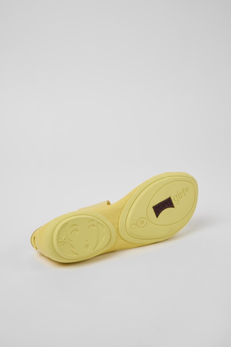 Design Right Yellow Leather Sandals For Women Camper AU