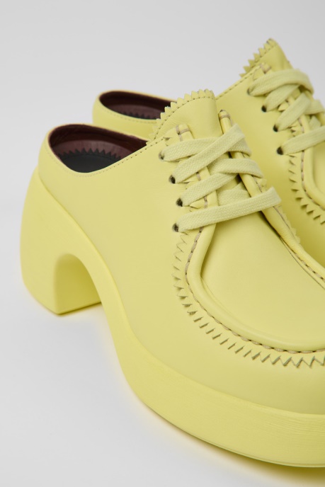 Design Thelma Yellow Leather Mules For Women Camper AU