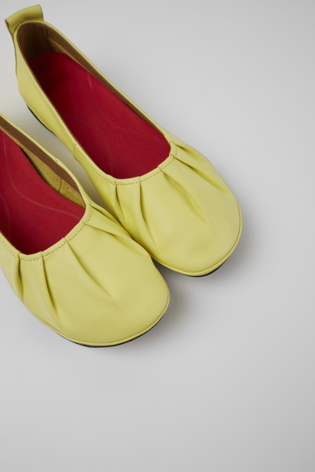 Camper AU Right Yellow Leather Ballerina Flats For Women New Arrivals