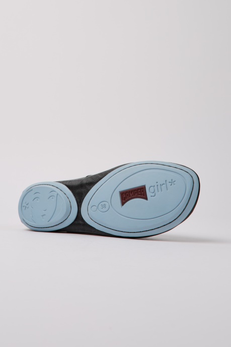 Exclusive Camper AU Right Black Leather Shoes For Women