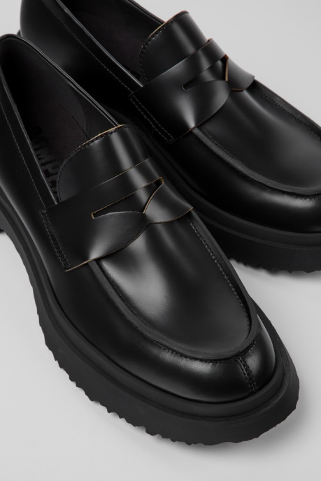 Design Walden Black Leather Loafers Camper AU