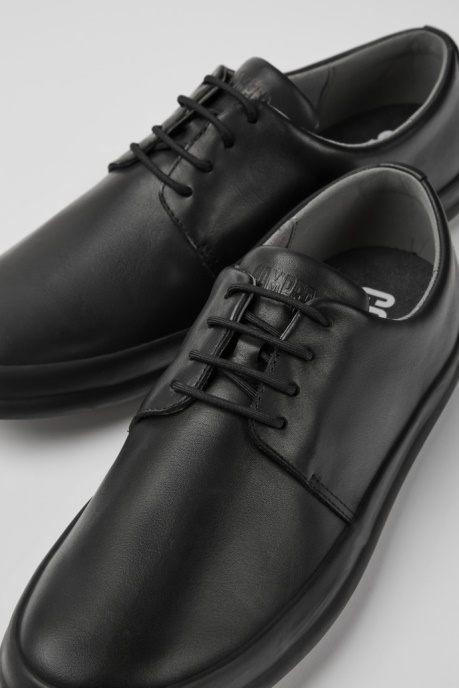 Camper AU Chasis Black Leather Shoes For Men New Arrivals