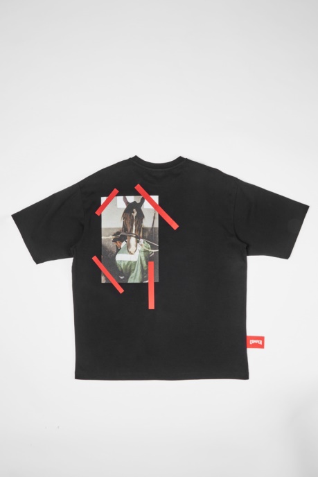 Exclusive Camper AU T-Shirt Black T-Shirt With Horse Print At Back